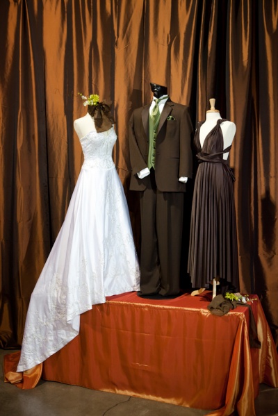 Vegas Wedding Planning on Bsc0117 200x300 Las Vegas Wedding Planning Is Less Stress With Bridal