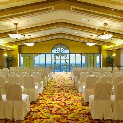 Photo Credit: Indoor ceremony at Suncoast Hotel & Casino