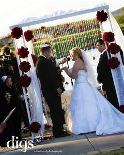 What to Consider When Choosing Your Wedding Officiant, Photo by Digs Studio,Photo by AltF Photography, Bridal Spectacular, Spectacular Bride, Las Vegas Weddings, Las Vegas Bridal Shows